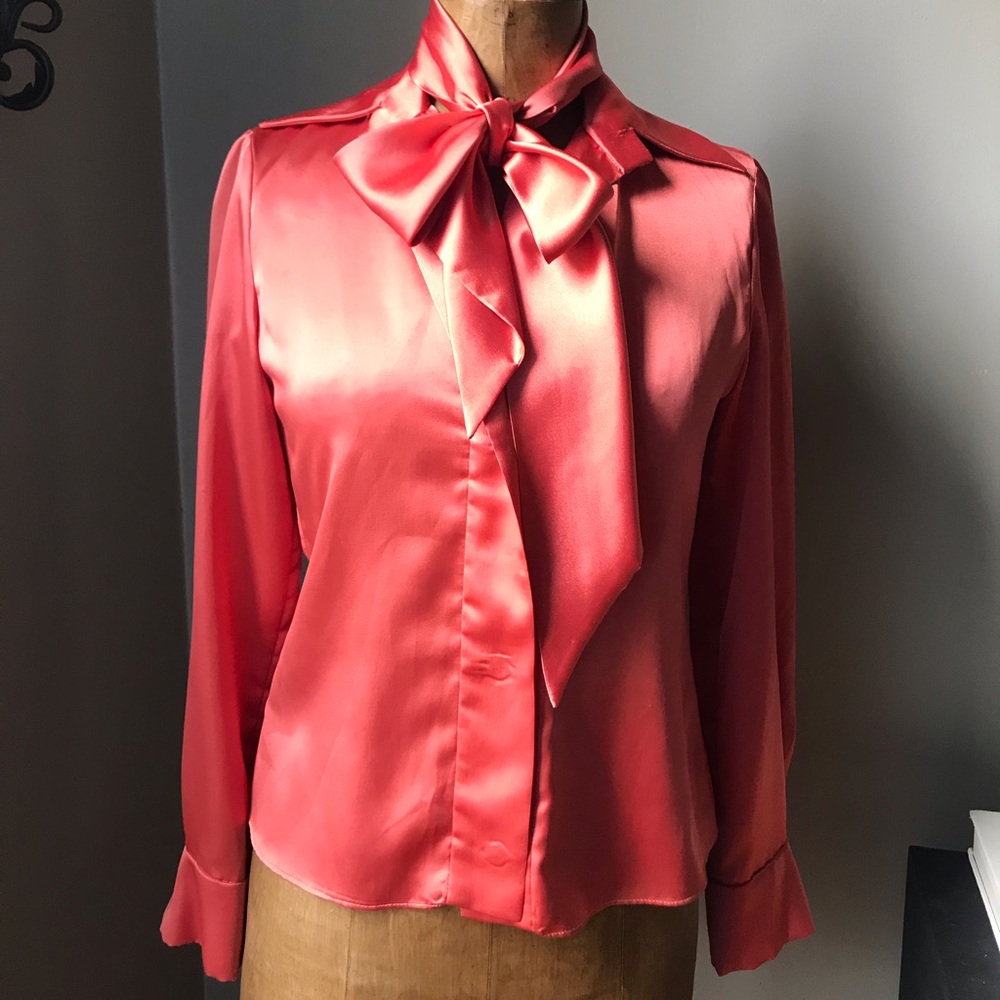 Vintage pink shiny button down with sash